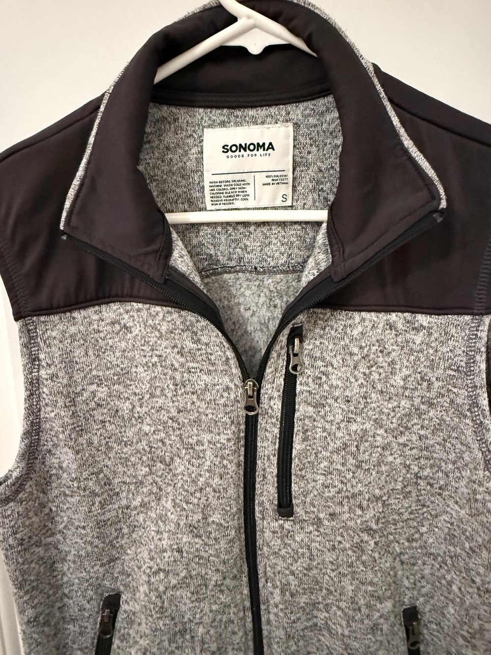 SONOMA Heather Gray Fleece Vest with Dark Gray Yoke